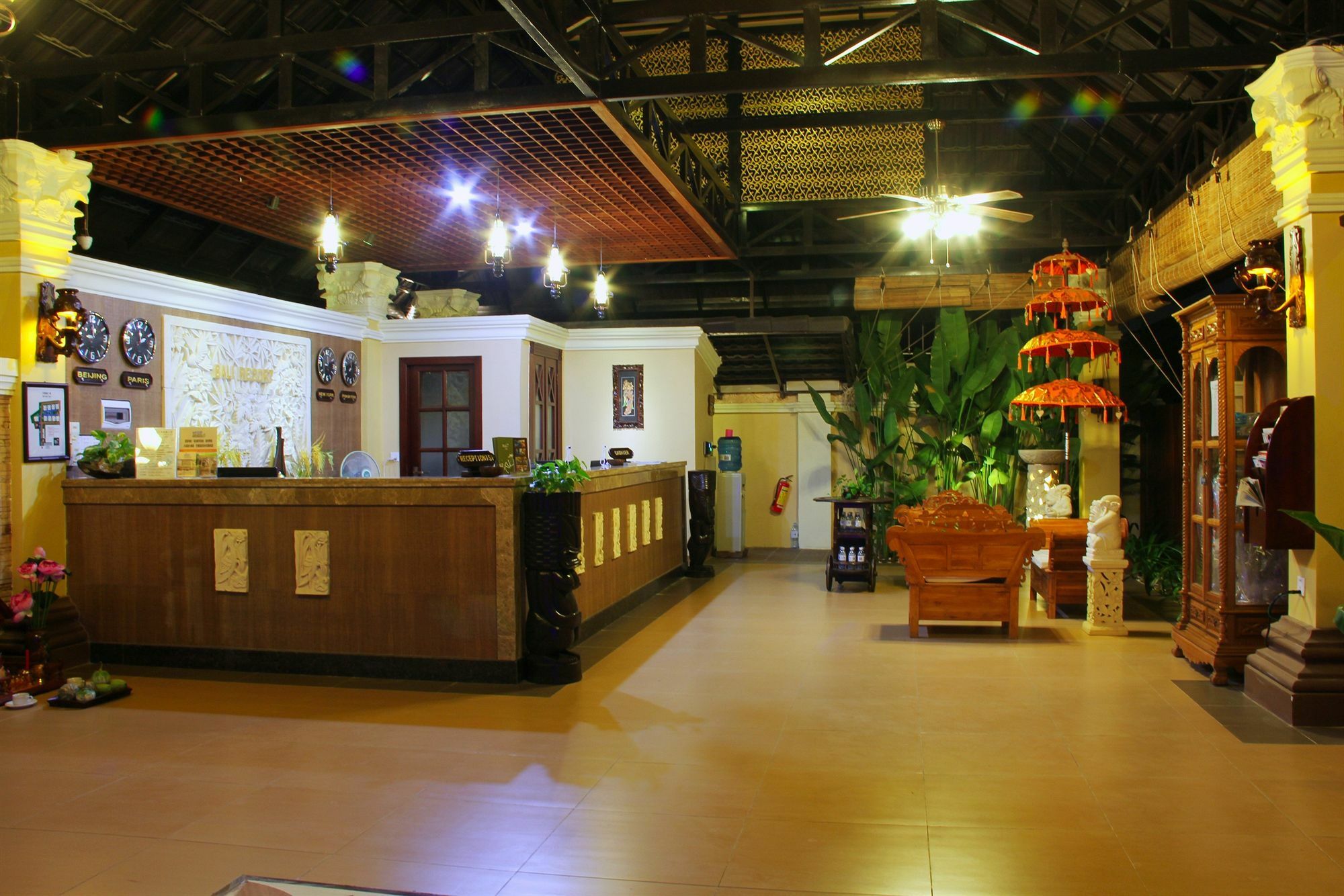 Bali Hotel Пном Пен Екстериор снимка