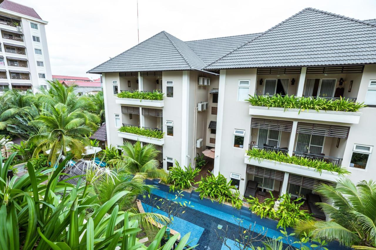 Bali Hotel Пном Пен Екстериор снимка